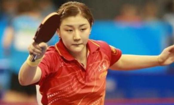 更是足坛历 更是足坛历