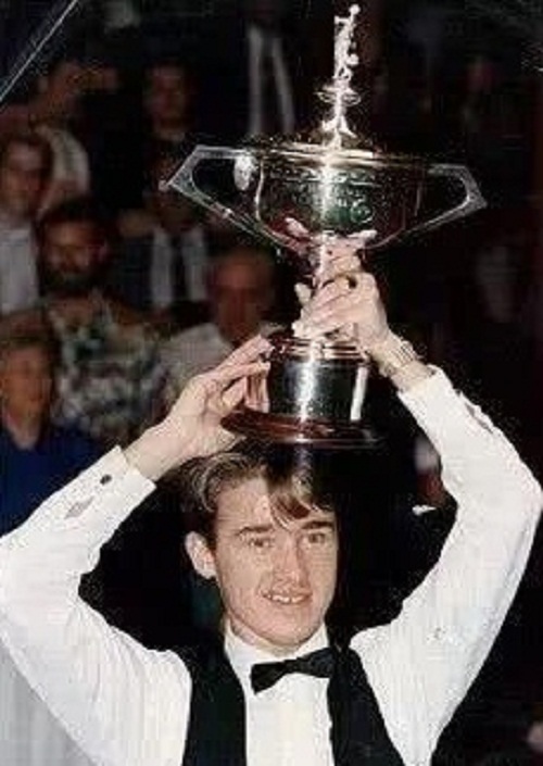 拉利首季举 拉利首季举