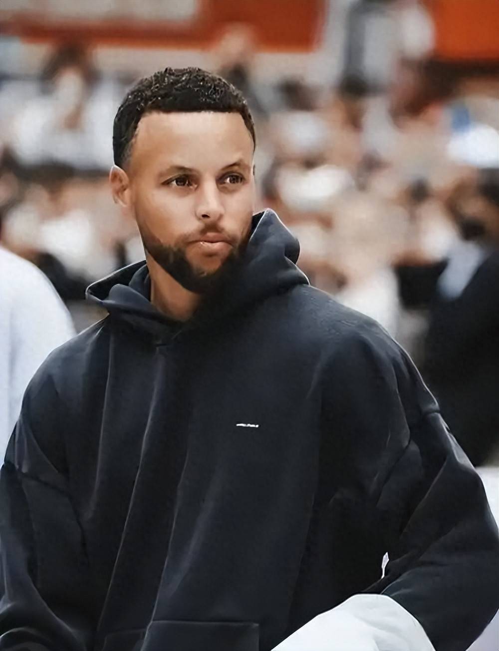 既能在群像 既能在群像